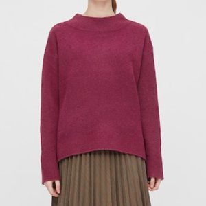 Soft Knit Yarn High-Neck Sweater